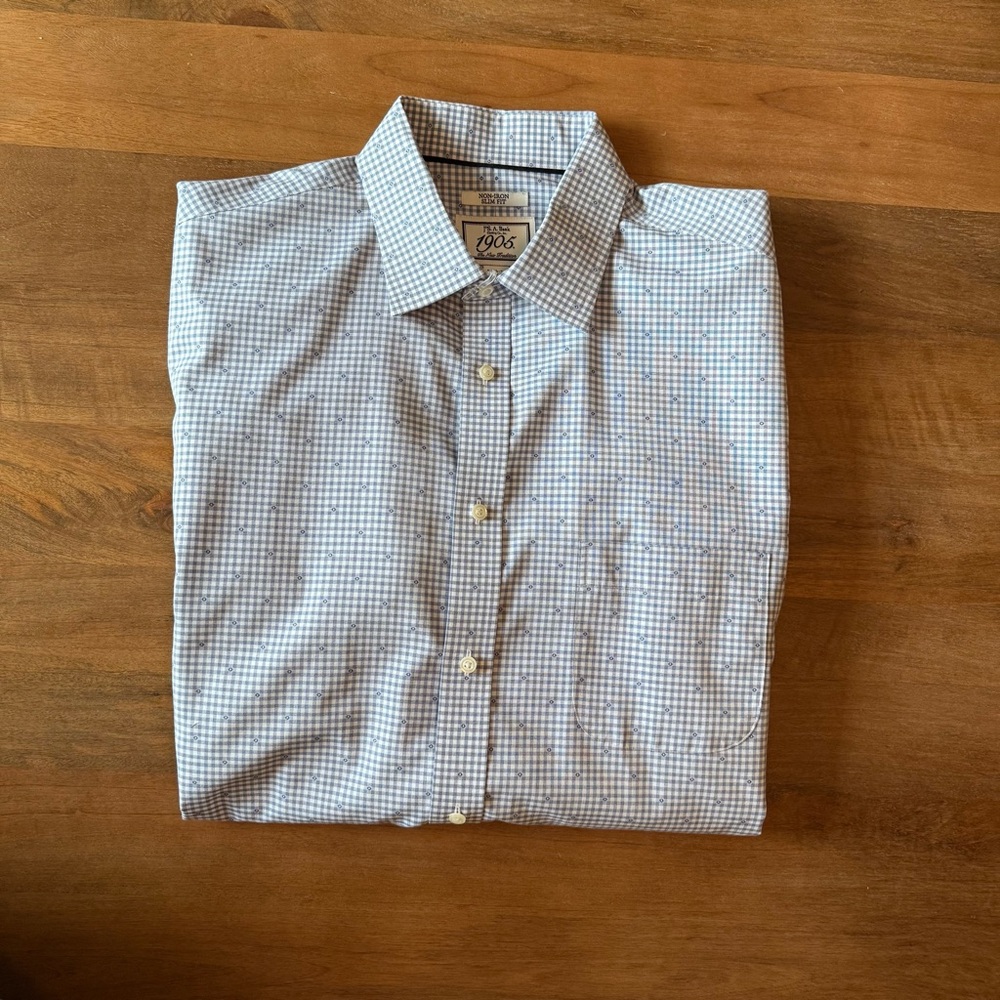 Jos. A. Bank Dress Shirt - button up